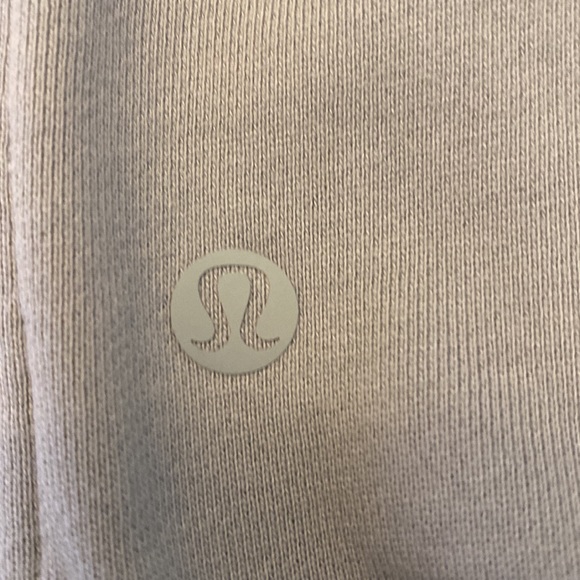 I love these sweaters. I just didn’t care for this colour - Picture 5 of 5